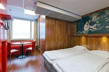 ***  Omena Hotel Helsinki Loennrotinkatu Finland