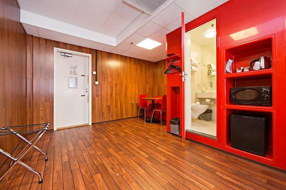 Omena Hotel Helsinki Loennrotinkatu