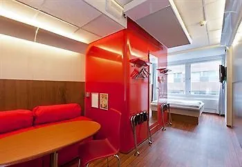Omena Hotel Helsinki Loennrotinkatu 3*,
