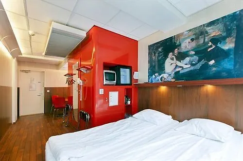 ***  Omena Hotel Helsinki Loennrotinkatu Finland